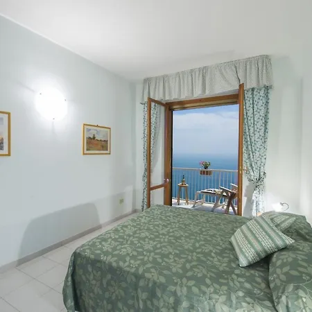 Apartment Sleeps 4 Wifi *